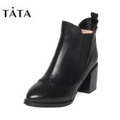 TATA他她冬牛皮时尚 粗高跟套筒女短靴FE443DD6 雕花尖头鞋 清仓