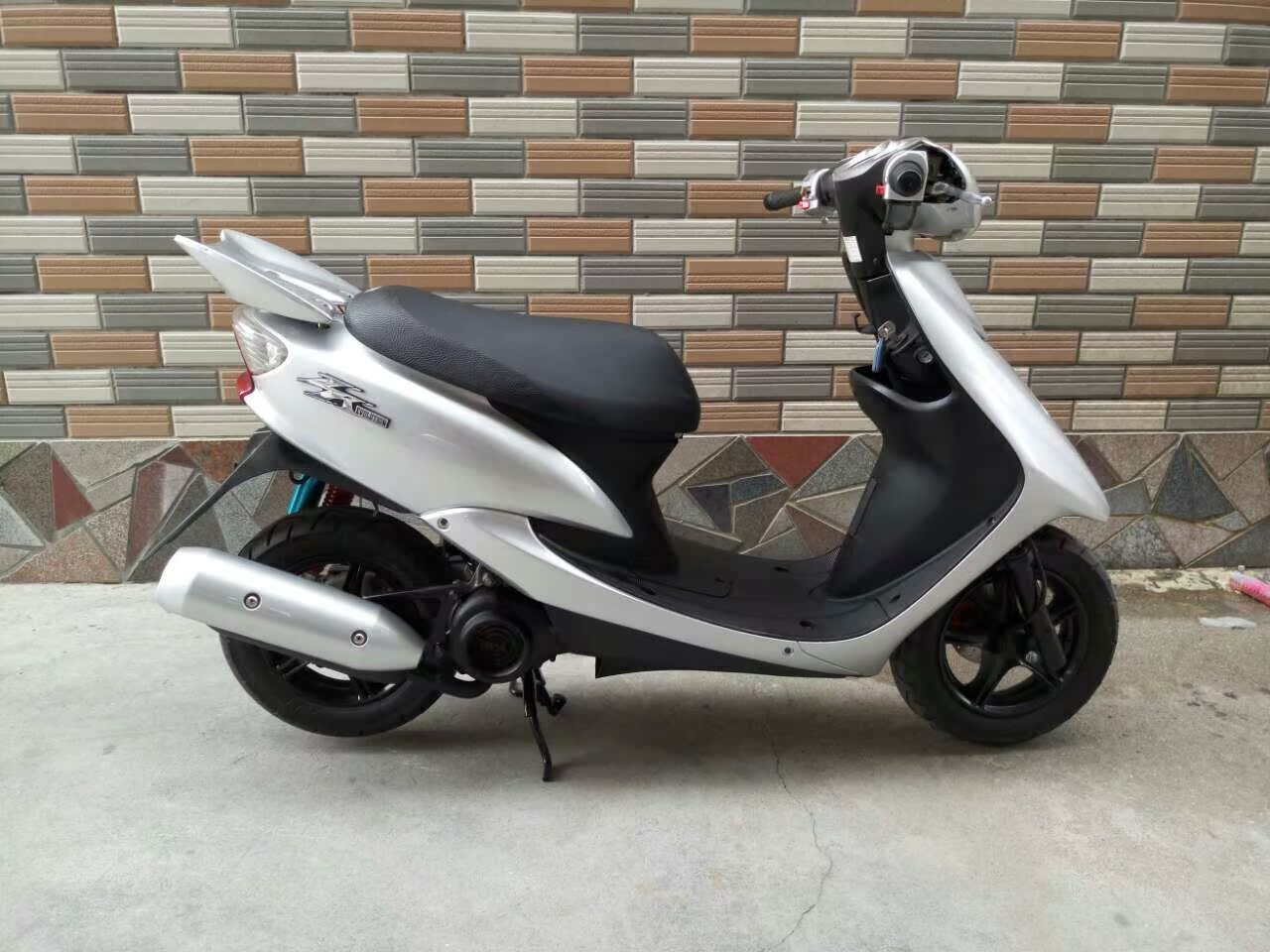 雅马哈zr125踏板摩托车,雅马哈摩托车踏板125 50cc之*王*者雅马哈zr evo z2摩托车整车踏板车小绵羊 日本原装
