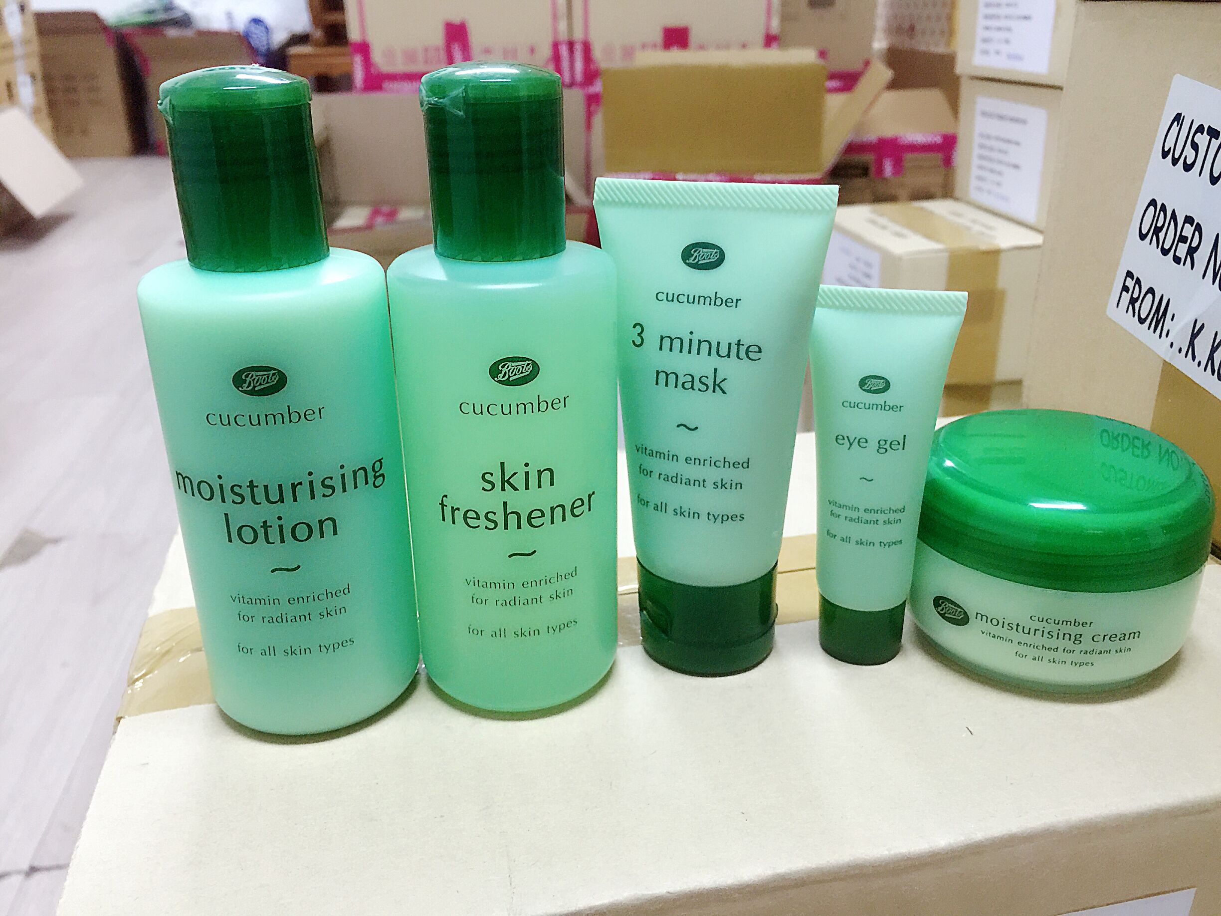 正品[boots小黄瓜泰国]泰国boots小黄瓜水评测 boots小黄瓜系列图片_惠惠购物