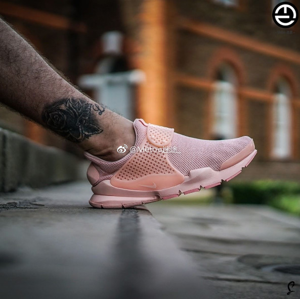 metoo迷途 nike sock dart br 情侣纯白袜子鞋 819686-896446-100