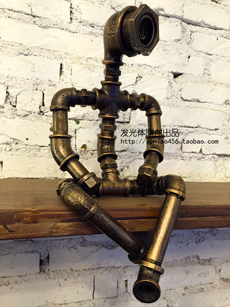 发光体出品37 loft工业机器人水管装饰创意咖啡厅酒吧