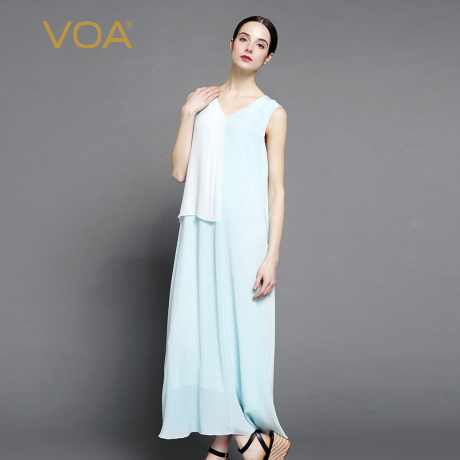 VOA 丝绸蓝真丝顺纡鸡心领无袖白乔其堑壕塔克线A字连身长裙A6985商品大图