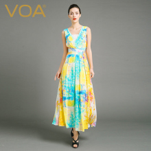 VOA马卡龙印花真丝双绉无袖白蕾丝裹胸腰封长款亮色连衣裙A6806图片