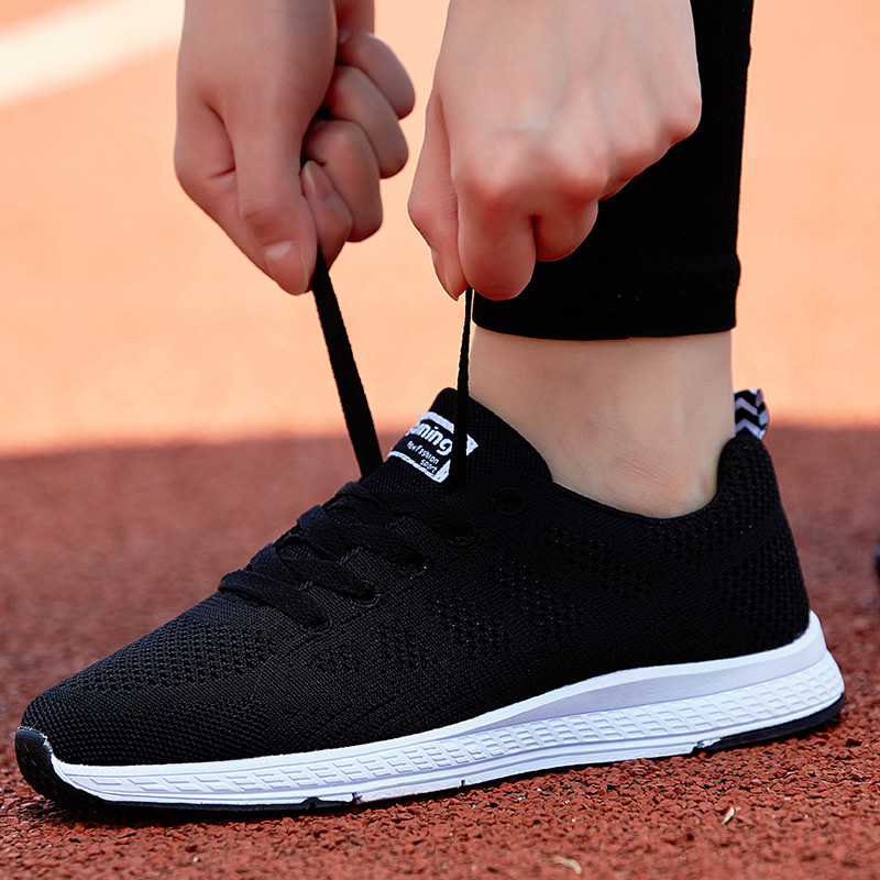 推荐最新板鞋系鞋带的漂亮方法 板鞋系鞋带方