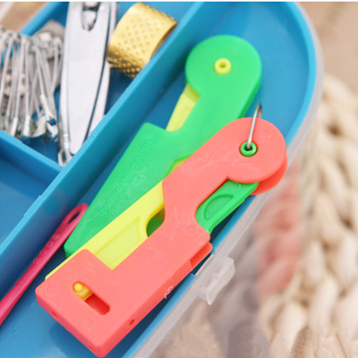 9包邮 自动型穿针引线器 老人实用方便穿针器 创意小礼品特价