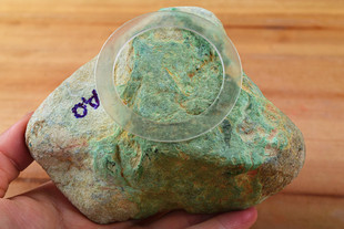 手镯 翡翠色料 木那全身莽带 赌石一元拍 赌冰种阳绿手镯料 即将结束