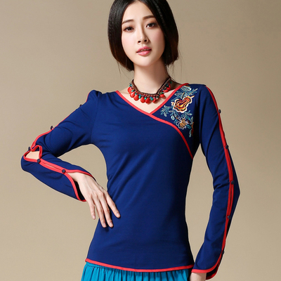 妃嬛民族风上衣复古女装v领长袖绣花纯棉藏青色t恤大码修身打底衫