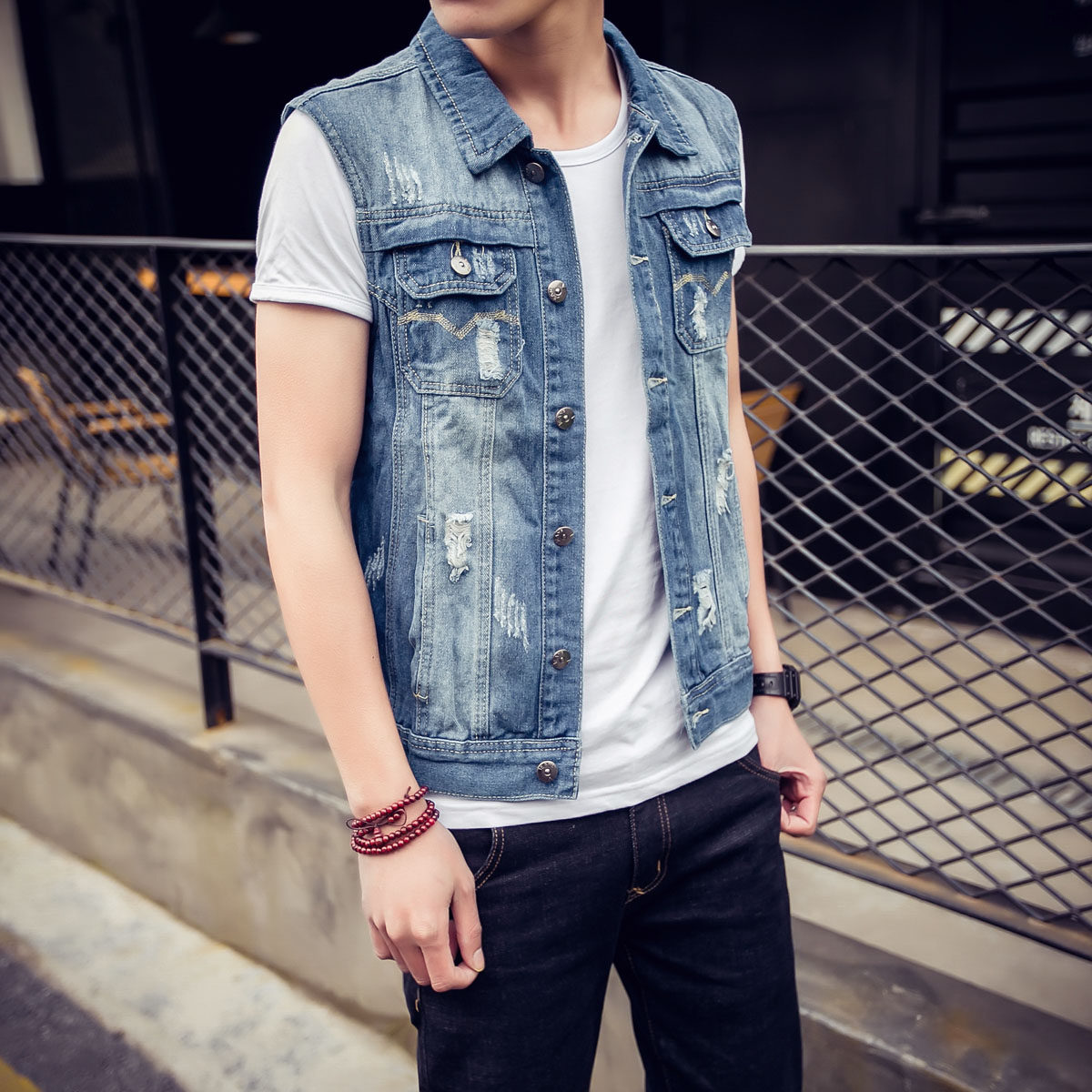 新款男装牛仔马甲韩版潮男牛仔背心复古修身无袖牛仔衣男马夹外套