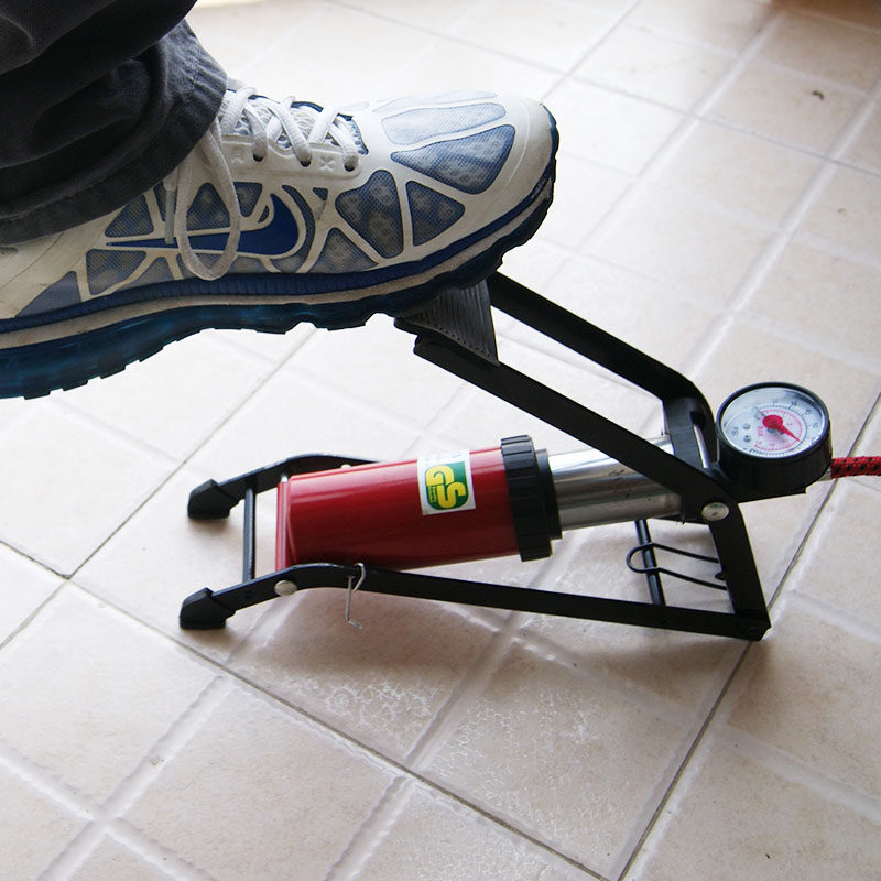 高压脚踏打气筒汽车用品便携脚踩打气机自行摩托电动车充气泵包邮