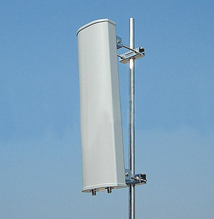基站gsm18dbi双极化定向天线扇区基站天线2g平板定向天线 824-960mhz