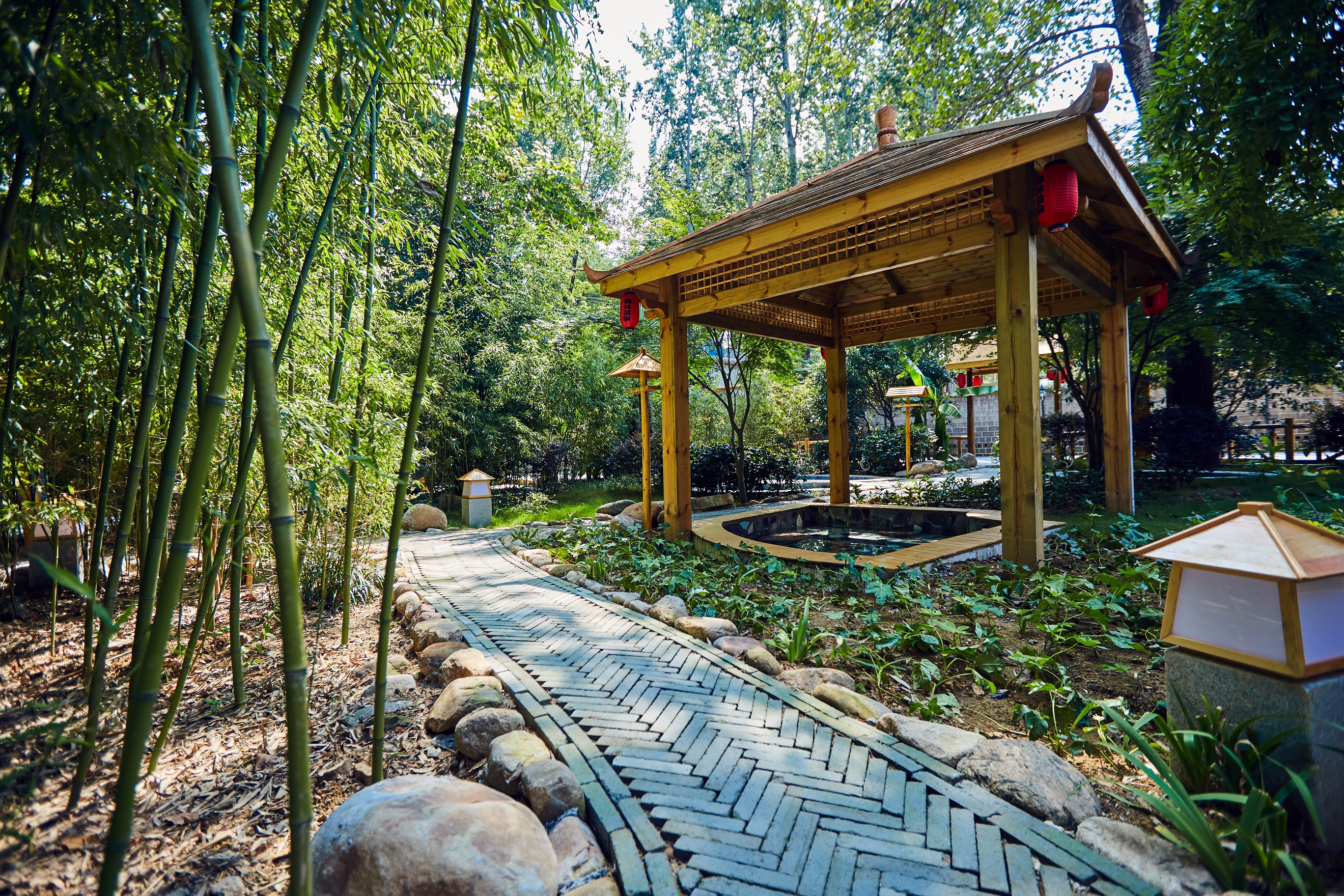 z昭平湖森林温泉度假酒店2天1晚-平顶山昭平湖森林温泉尧山