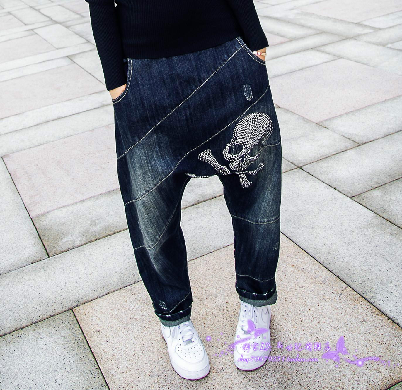 代购正品 骷髅头水钻潮牌显瘦深色调档牛仔裤大裆裤女款宽松裤
