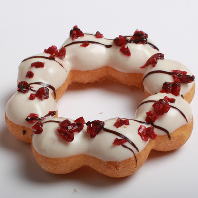 团子大家族甜甜圈 蔓越莓芬迪 现做现售 1833-bidd