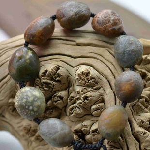 新疆 苏然 哈密葡萄干玛瑙 龟背手串 8600元