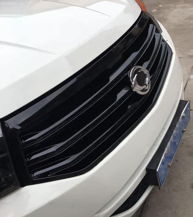 汽车镀铬件电镀亮条改色改装喷漆中网排气管尾部亮条改色镀金喷漆