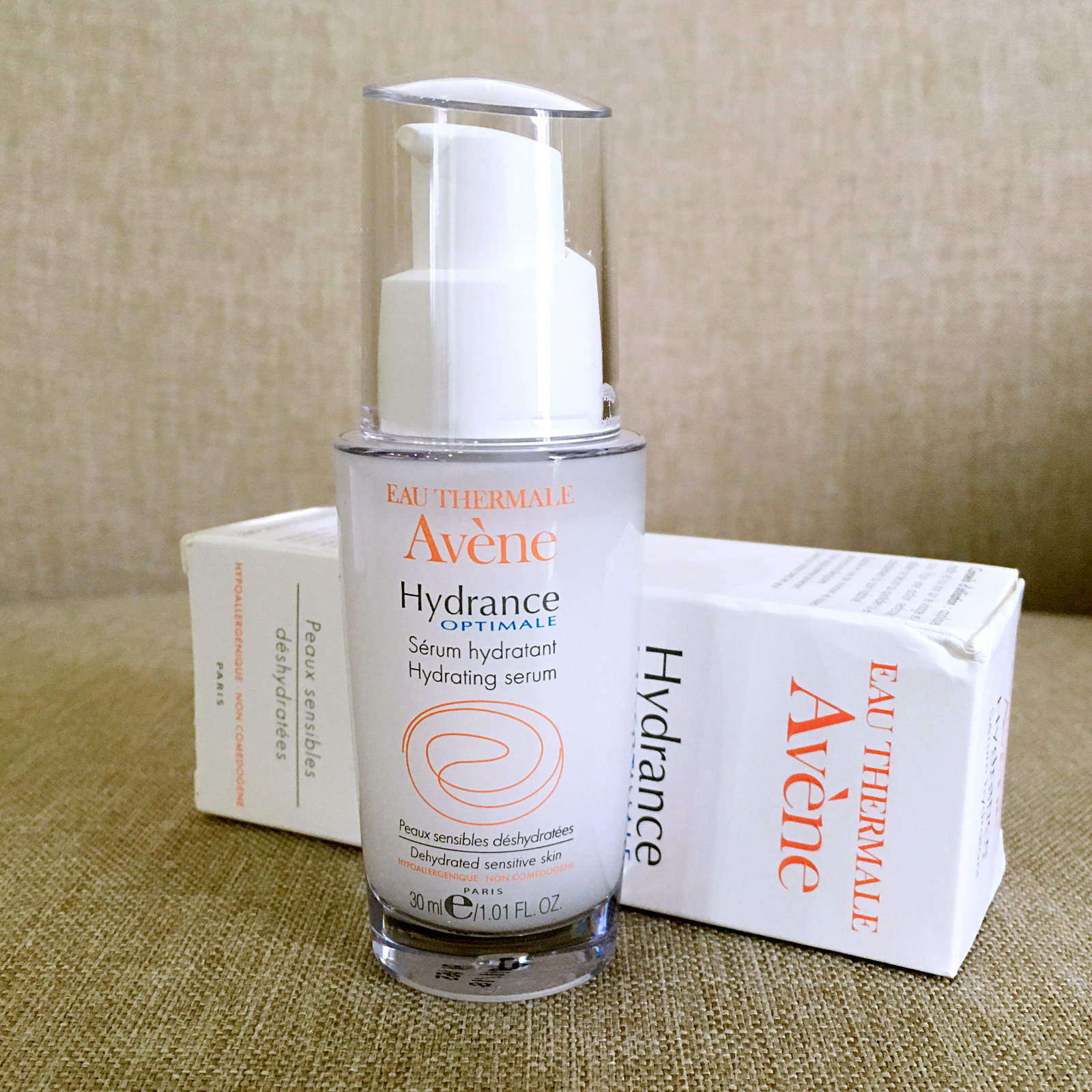 包邮 雅漾长效舒缓保湿精华液/舒缓乳液30ml 恒润保湿精华液