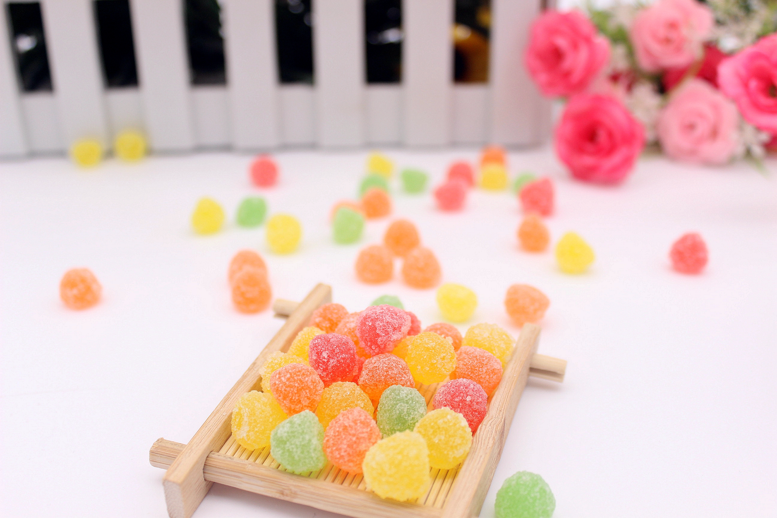 包邮七彩小球散装250g水果软糖儿童节日活动橡皮qq糖零食喜糖