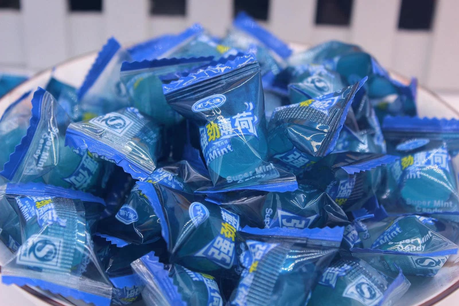 包邮特价新品周大姐强劲薄荷糖散装500g酒店宴会活动结婚庆喜糖果