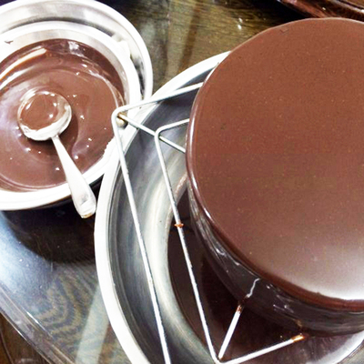 法国进口 法芙娜黑钻石镜面淋酱1kg 39%黑巧克力可可淋面酱 包邮