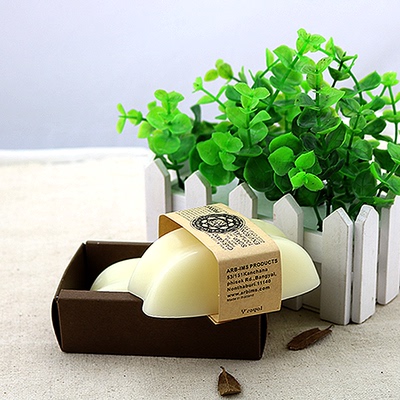 包邮 泰国手工皂羊奶精油皂嫩白补水保湿洁面洗脸沐浴肥皂130克