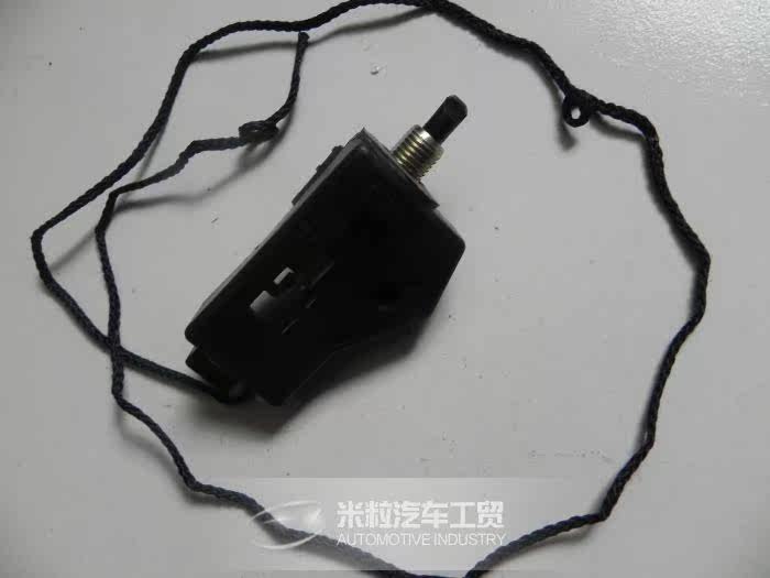 菲亚特 派力奥 西耶那 周末风 油箱外盖锁 带拉线拉锁 纯正配件