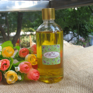 皮肤 极佳的亲肤性,能快速软化皮肤角质 法国初榨草莓籽油