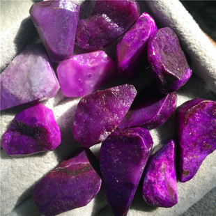 纯天然舒俱来原石 戒面苏纪石皇家宝石吊坠 皇家紫樱花粉原石原料