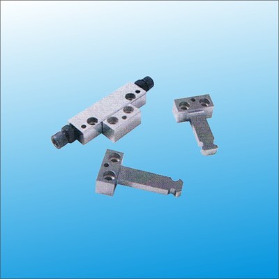 模具铁开闭器镀铬锁扣 模具 重型模具侧边拉钩 机械式铁锁模器