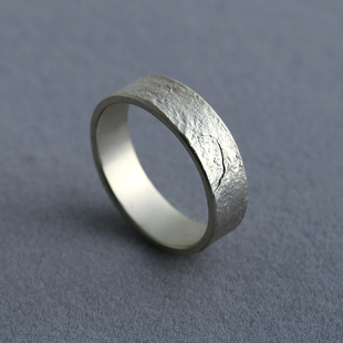 原创手工990纯银银戒指男女食指单戒尾戒情侣对戒岩石纹理指环潮