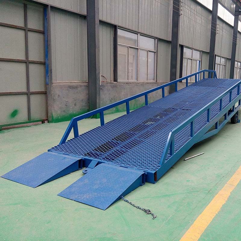 光合移动式液压登车桥卸货平台斜坡桥仓储装卸叉车集装箱叉车过桥