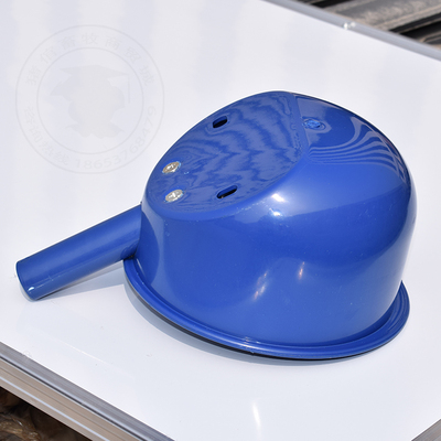 仔猪饮水碗 塑料猪用饮水碗 仔猪饮水器 塑料动物饮水器 猪水碗