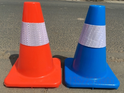 30cm桩桶pvc路锥桶雪糕筒4s店汽车试驾用红色蓝色反光锥路障现货