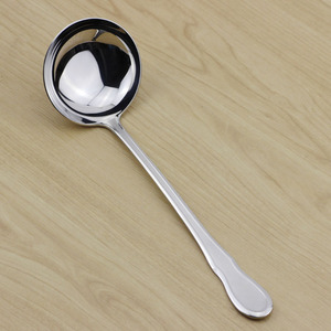 18-10不锈钢汤勺大汤勺子304汤壳火锅勺盛汤粥长柄汤壳一体成形