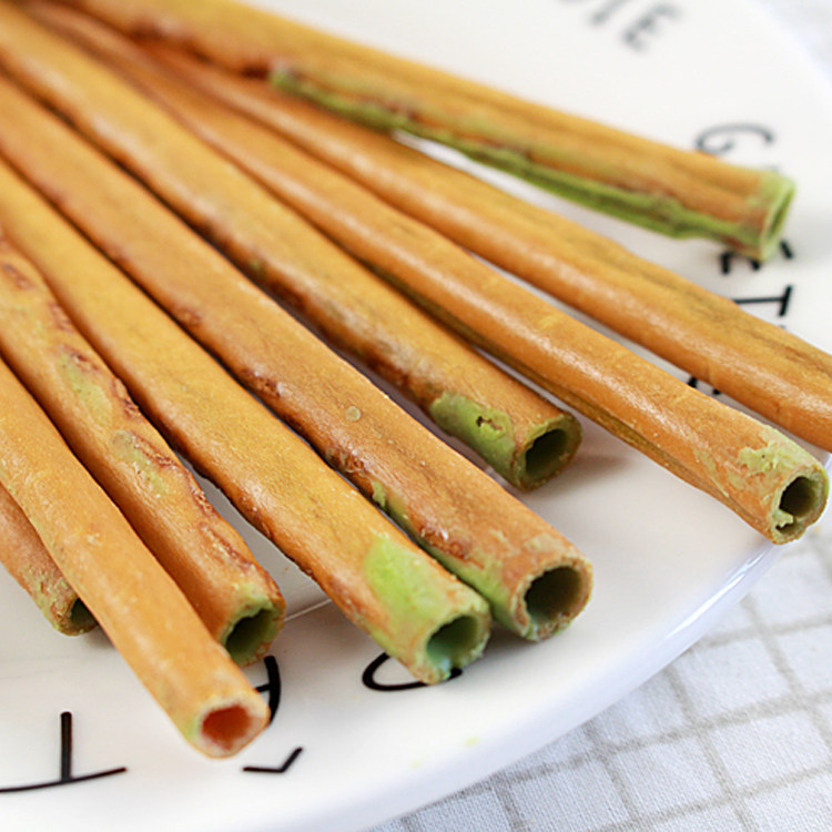 韩国进口休闲零食 光棍棒 lotte乐天巧克力棒绿茶注心抹茶味39g