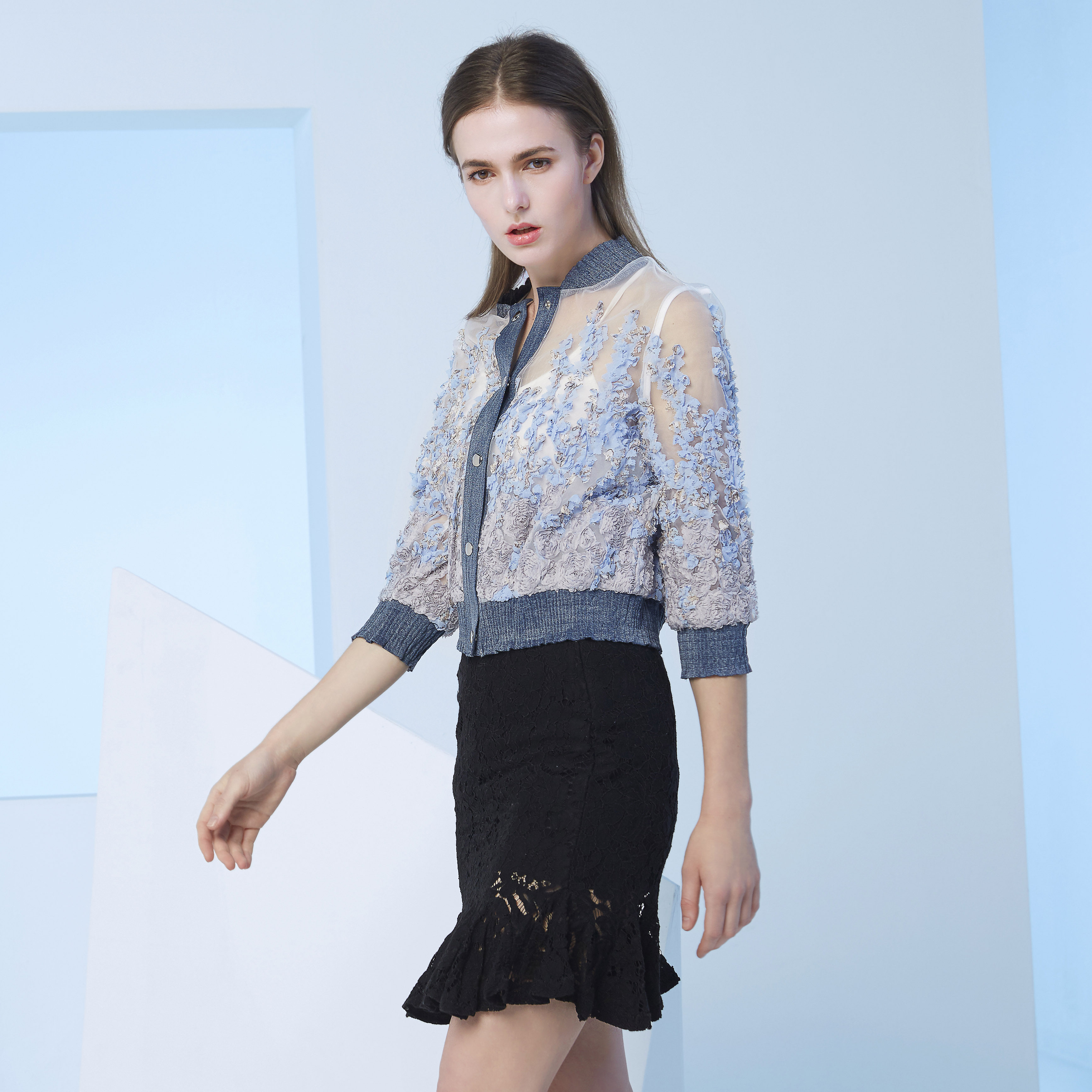 欧根纱2017新款春装 立体花朵刺绣时尚拼接牛仔网纱薄外套潮夹克
