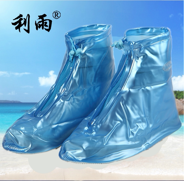 新款利雨时尚防雨鞋套男女款加厚底雨鞋时尚防水鞋套女款防滑雨鞋