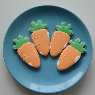 dora手工翻糖糖霜饼干胡萝卜周岁满月百天喜饼伴手礼回礼