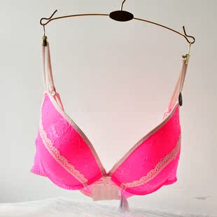 内衣 荐~ 深桃红 new家 蕾丝 深v 上薄下厚 3排扣 内衣 文胸 7580cd