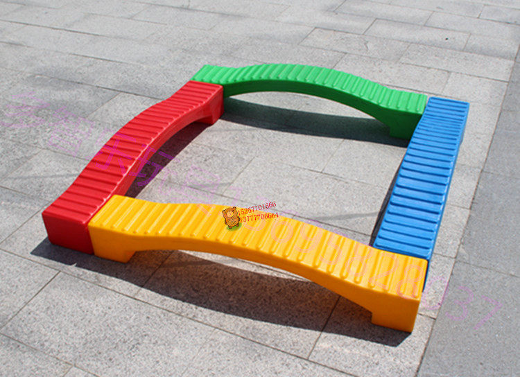 塑料平衡桥幼儿园儿学教具体育活动用品 独木桥体能训练器材